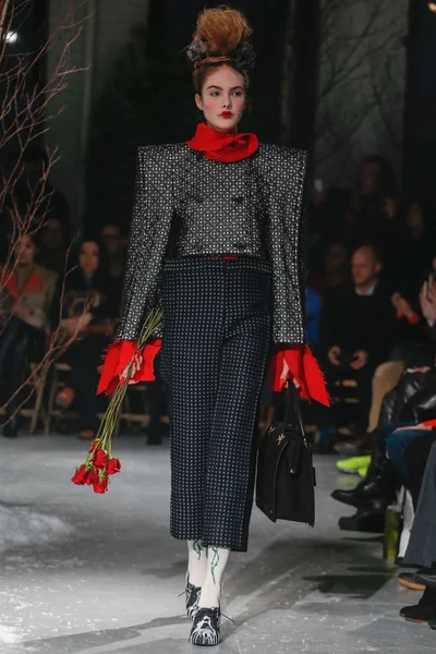 Look 17